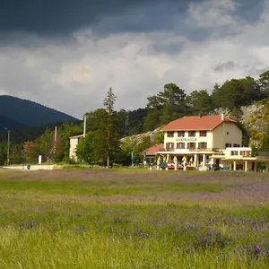 Le Relais De L'artuby 2*, Séranon France